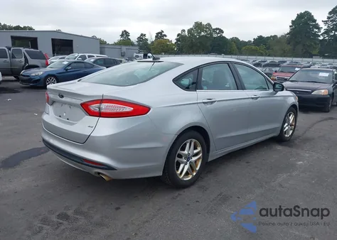 2013 Ford Fusion Se z USA, uszkodzony, nr VIN 3FA6P0H70DR127687